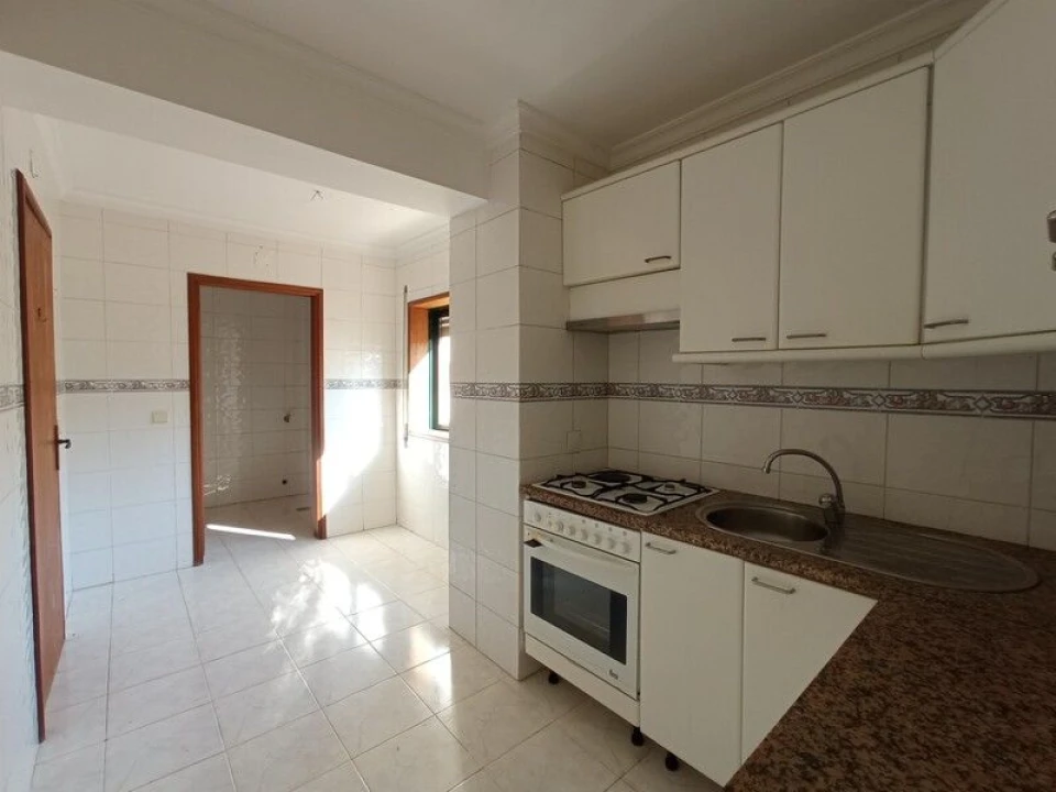 Apartamento T2 para Venda em Rio Tinto Foto 6