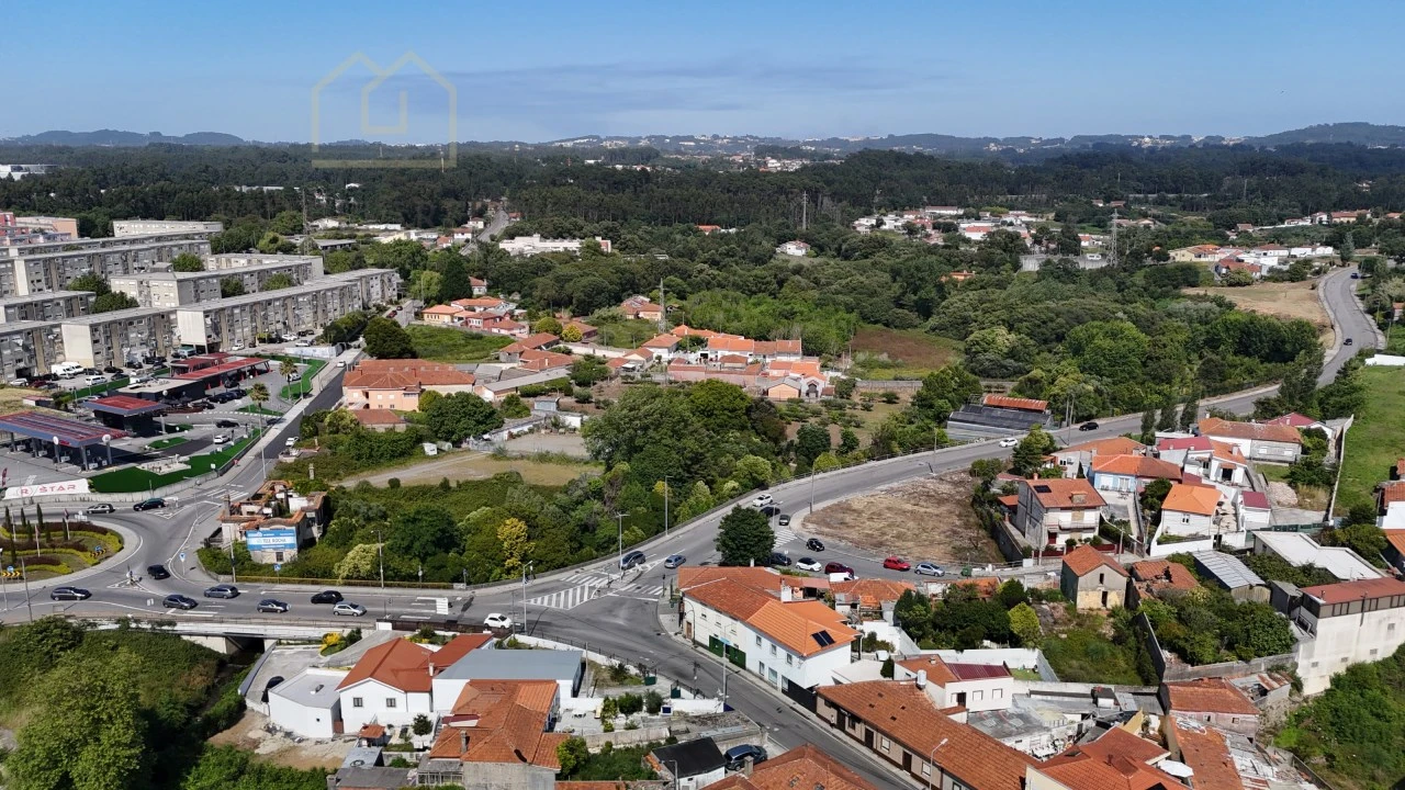 Terreno para Venda em Anta e Guetim Foto 5