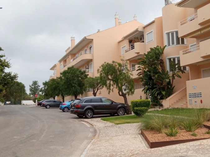 Apartamento T2 para Venda em Quarteira Foto 22