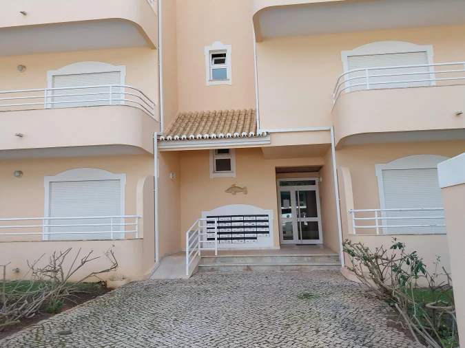 Apartamento T2 para Venda em Quarteira Foto 5