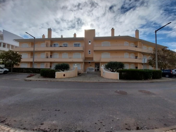 Apartamento T2 para Venda em Quarteira Foto 6