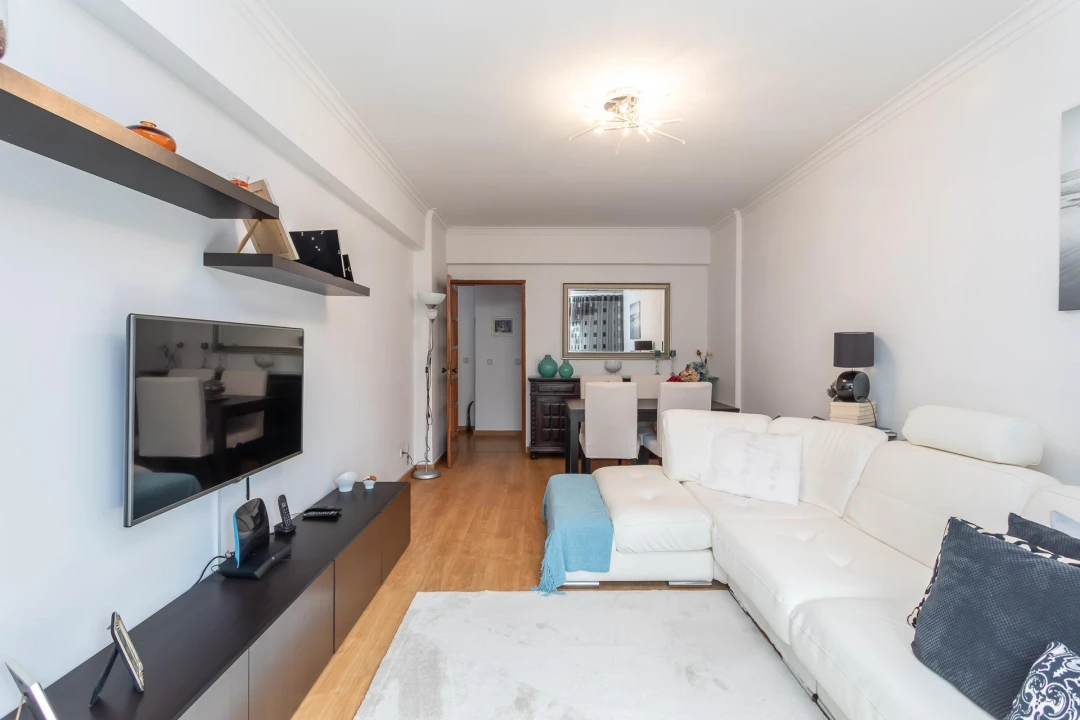 Apartamento T3 para Venda em Agualva e Mira-Sintra Foto 9