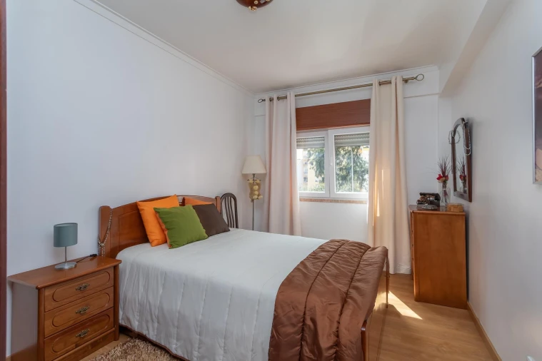 Apartamento T3 para Venda em Agualva e Mira-Sintra Foto 15