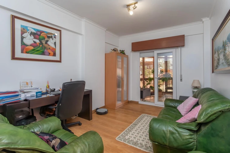 Apartamento T3 para Venda em Agualva e Mira-Sintra Foto 17