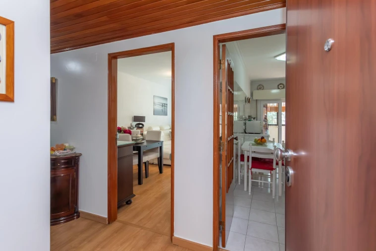 Apartamento T3 para Venda em Agualva e Mira-Sintra Foto 2