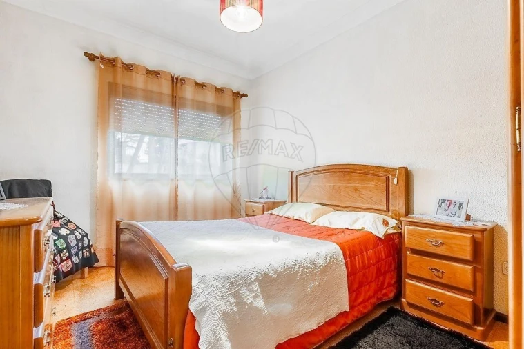 Moradia T4 para Venda em Agrela e Serafão Foto 18