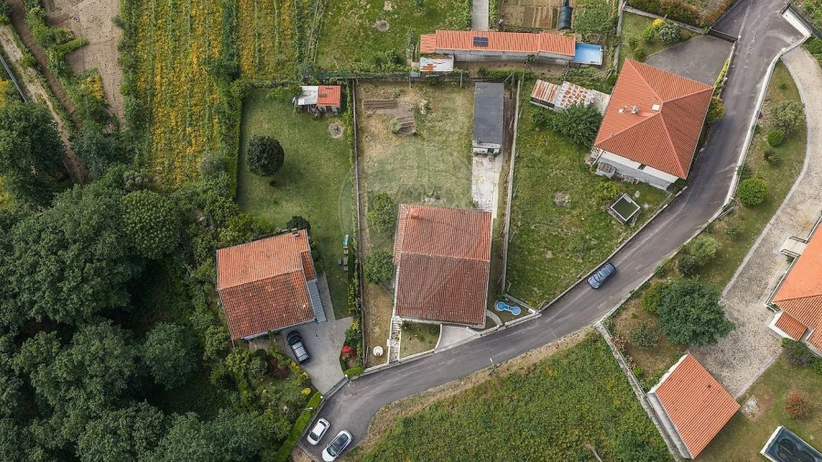 Moradia T4 para Venda em Agrela e Serafão Foto 30