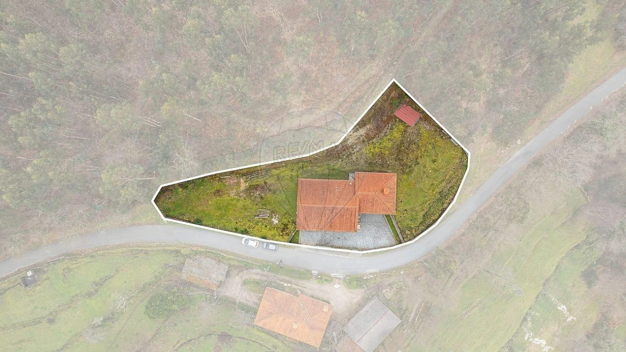 Moradia T4 para Venda em Chamoim e Vilar Foto 29