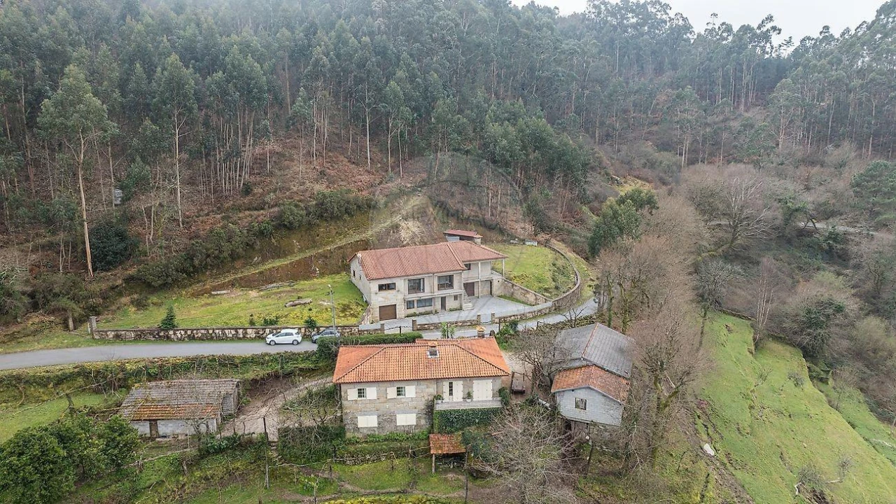 Moradia T4 para Venda em Chamoim e Vilar Foto 30