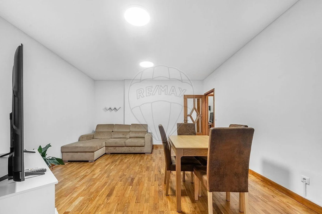 Apartamento T2 para Venda em Fermentões Foto 14