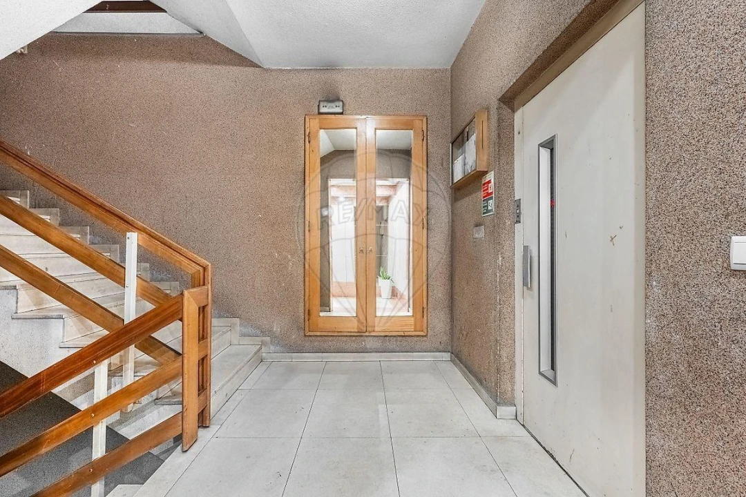 Apartamento T2 para Venda em Fermentões Foto 4