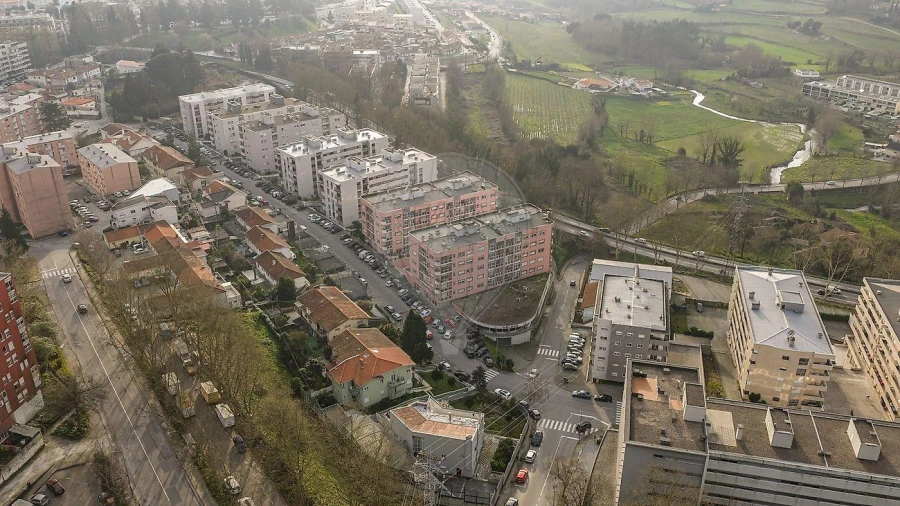 Apartamento T2 para Venda em Fermentões Foto 17