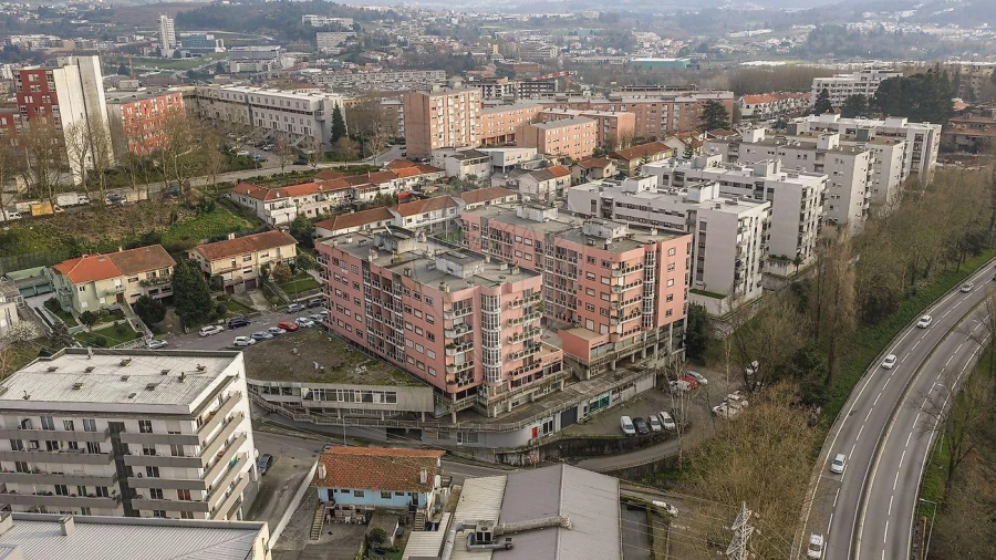 Apartamento T2 para Venda em Fermentões Foto 20