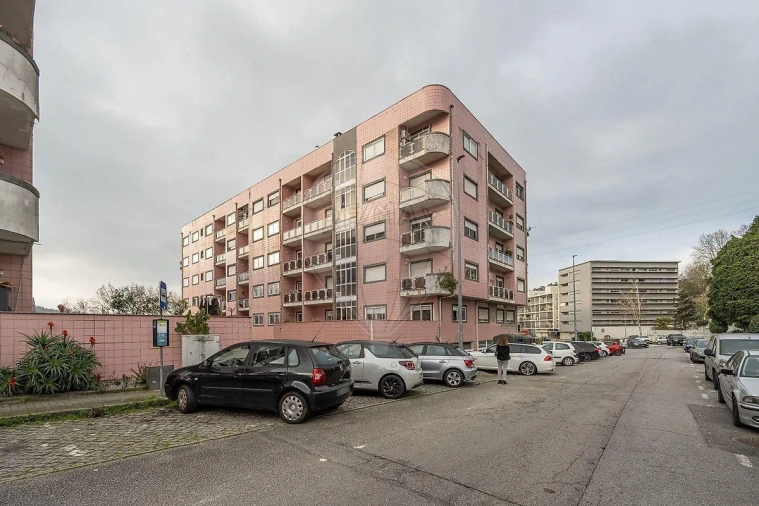 Apartamento T2 para Venda em Fermentões Foto 5