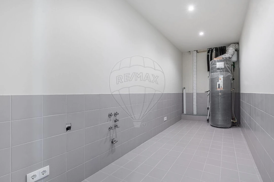 Moradia T4 para Venda em Braga (Maximinos, Sé e Cividade) Foto 16