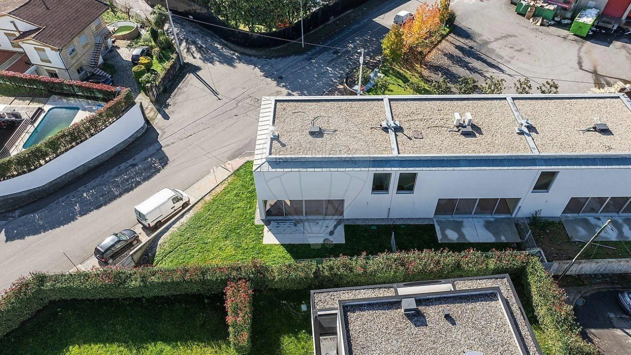 Moradia T4 para Venda em Braga (Maximinos, Sé e Cividade) Foto 5