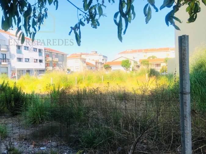 Terreno para Venda em Espinho Foto 2