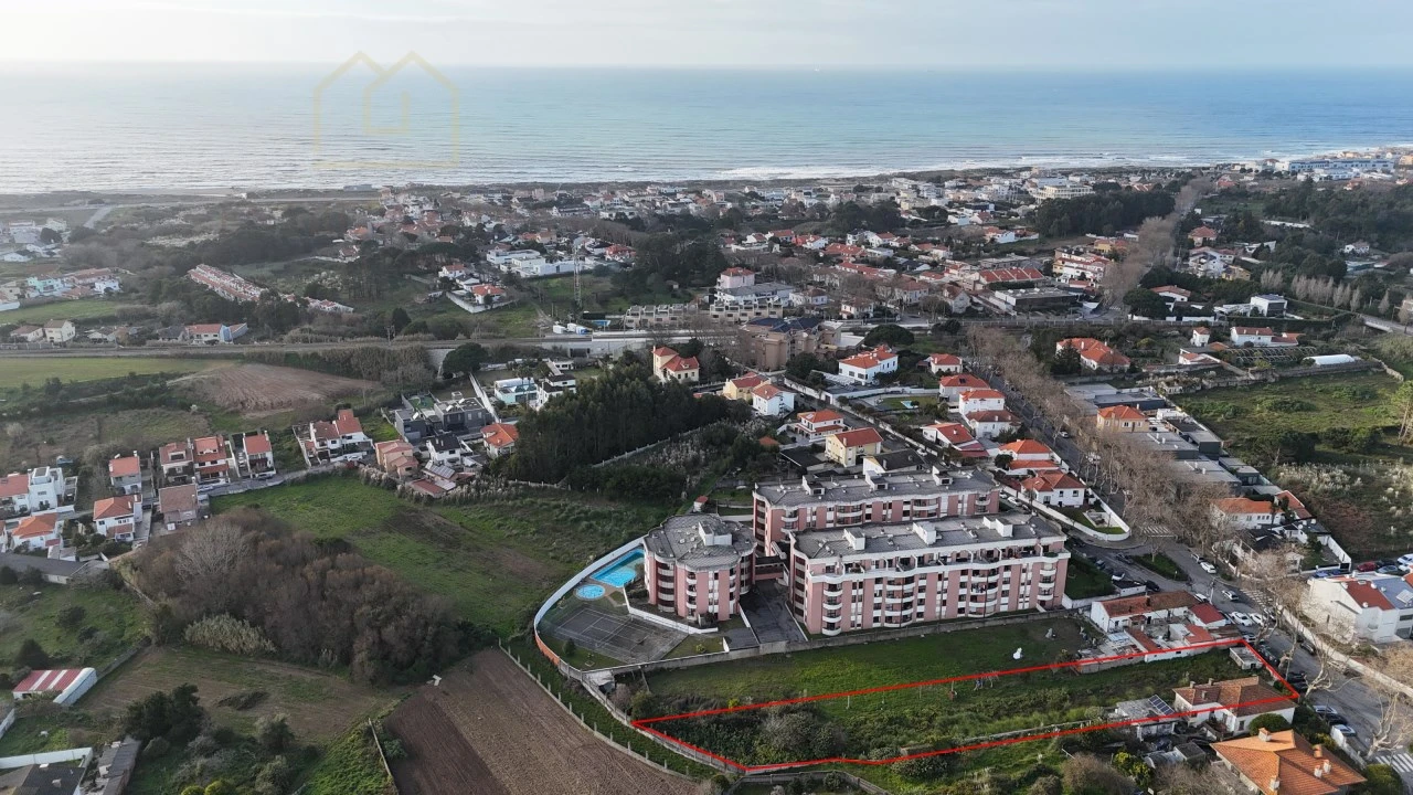 Terreno para Venda em Gulpilhares e Valadares Foto 13