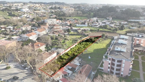 Terreno para Venda em Gulpilhares e Valadares