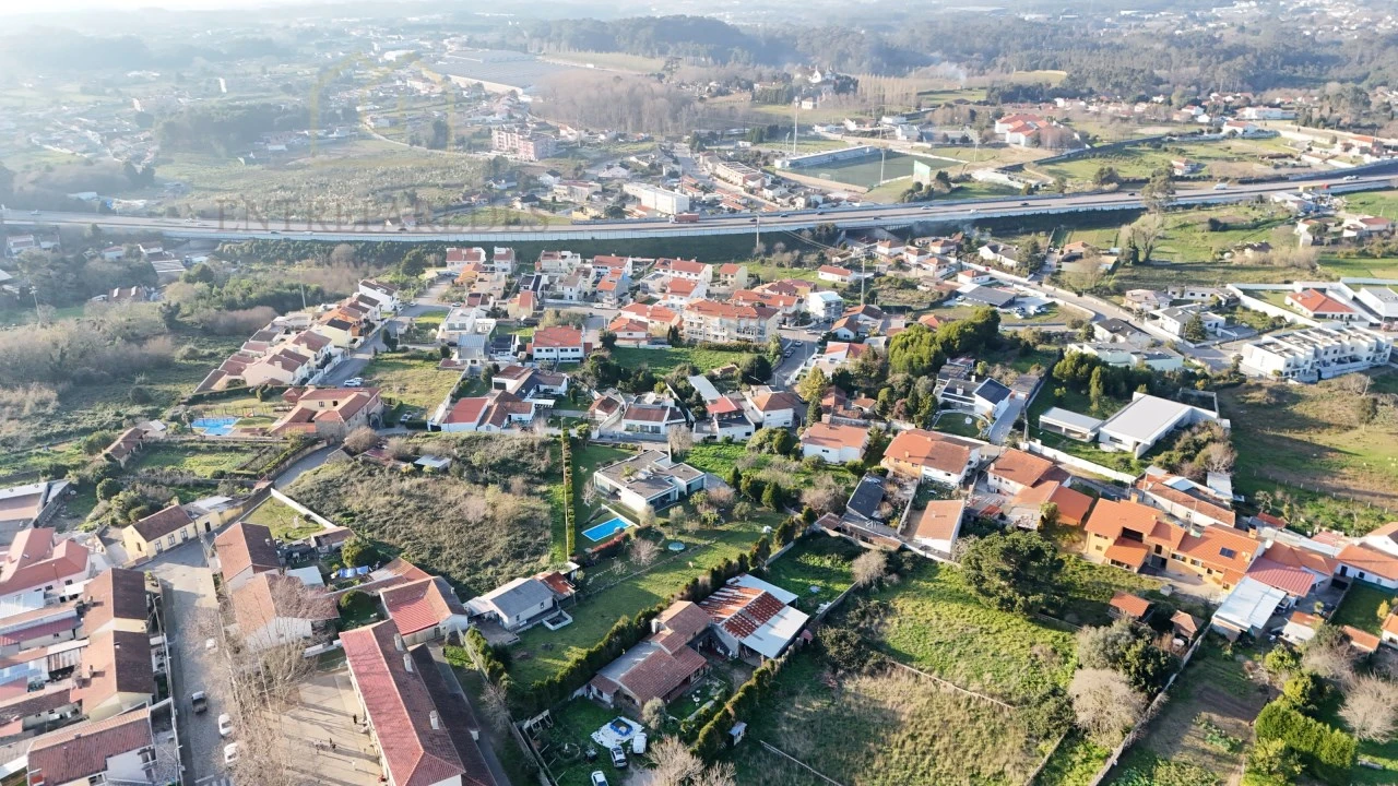 Terreno para Venda em Grijó e Sermonde Foto 14