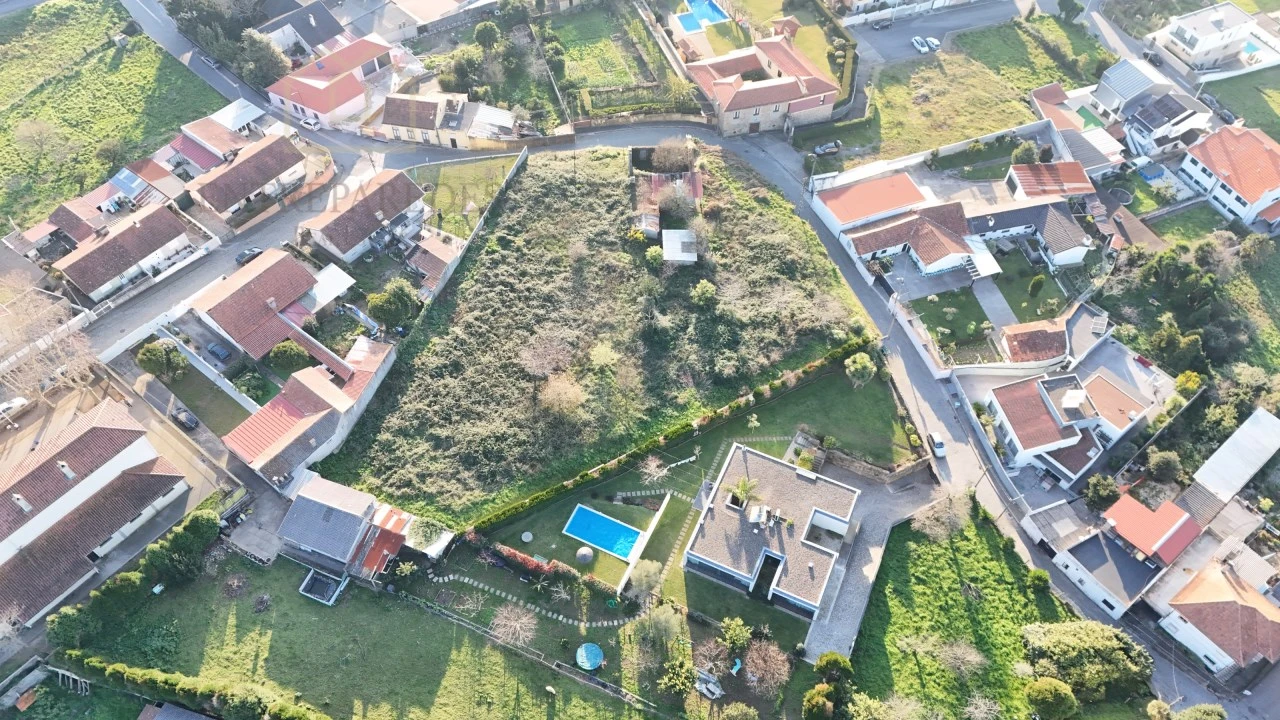 Terreno para Venda em Grijó e Sermonde Foto 17