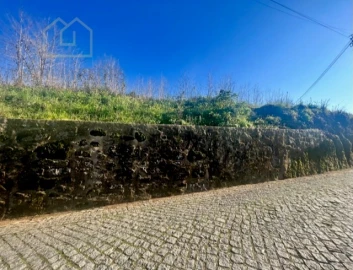 Terreno para Venda em Grijó e Sermonde