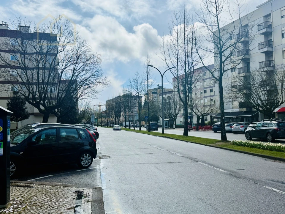 Apartamento T3 para Venda em São João da Madeira Foto 23