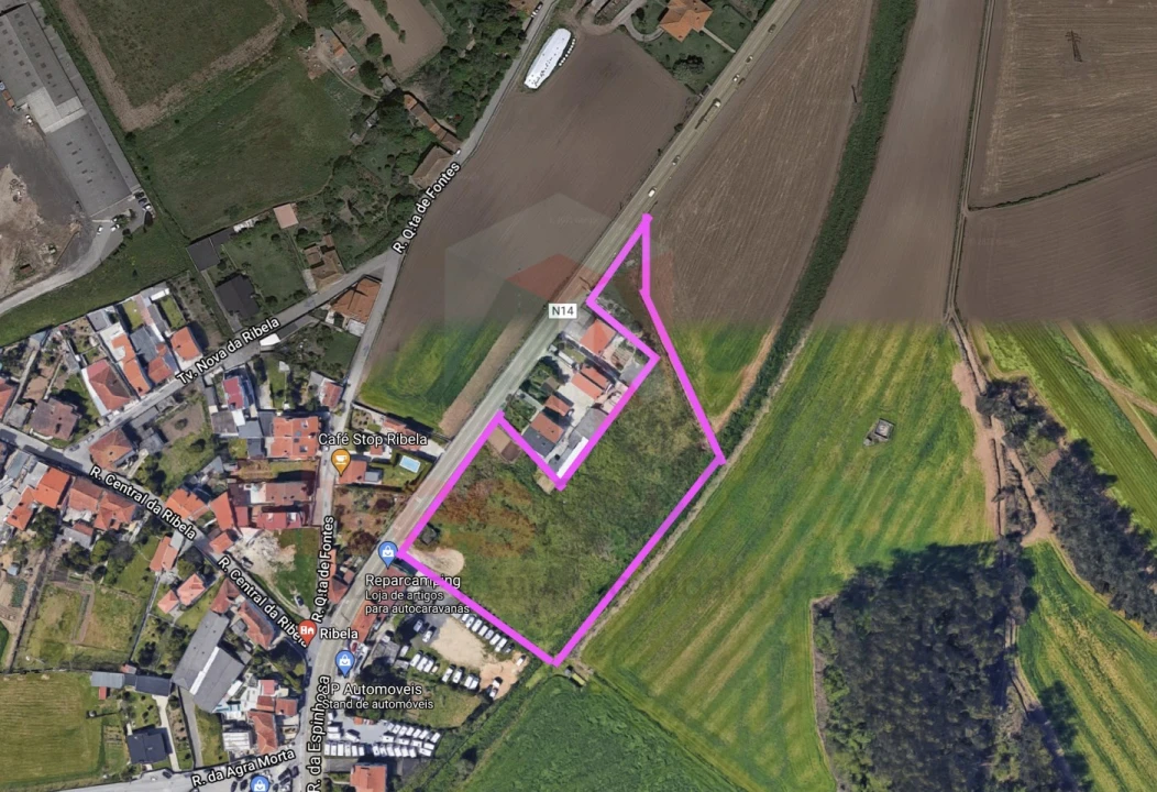 Terreno para Venda em Castêlo da Maia Foto 1