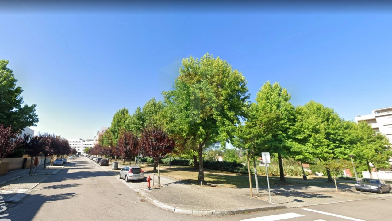 Terreno para Venda em Custóias, Leça do Balio e Guifões Foto 3