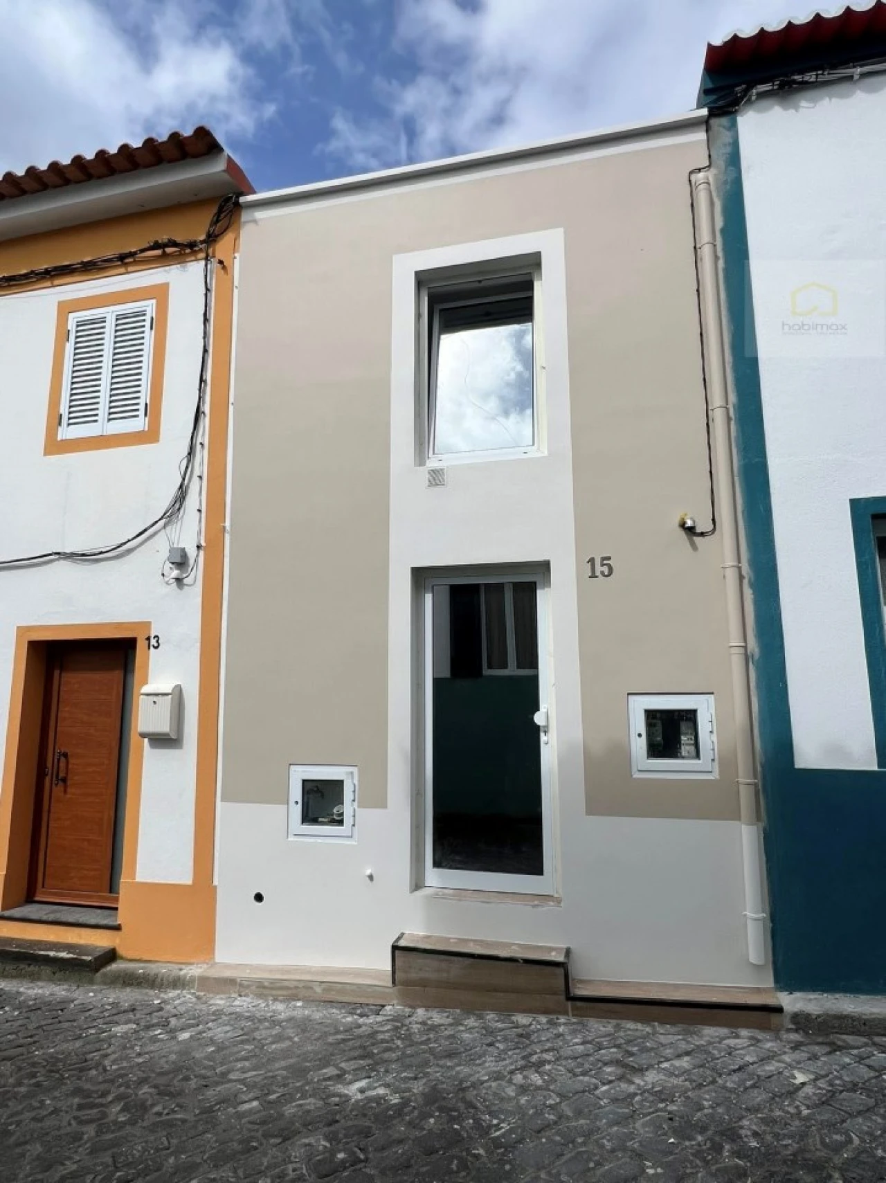 Moradia T1 para Venda em Ribeirinha Foto 1