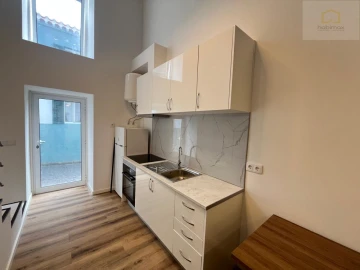 Moradia T1 para Venda em Ribeirinha