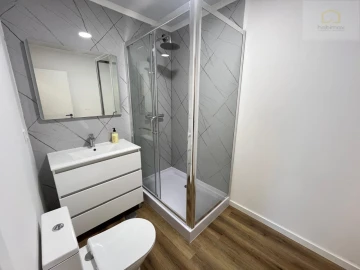 Moradia T1 para Venda em Ribeirinha