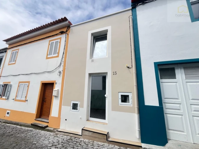 Moradia T1 para Venda em Ribeirinha Foto 2