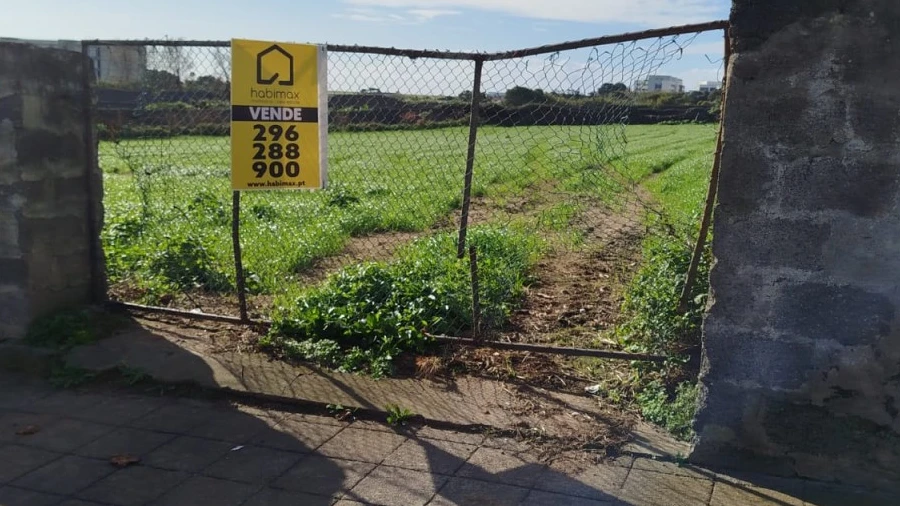 Terreno para Venda em Santa Clara