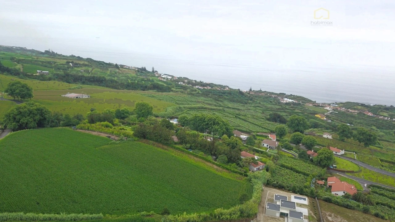 Terreno para Venda em Vila Franca do Campo (São Miguel) Foto 4