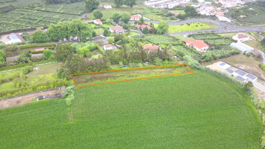 Terreno para Venda em Vila Franca do Campo (São Miguel) Foto 2