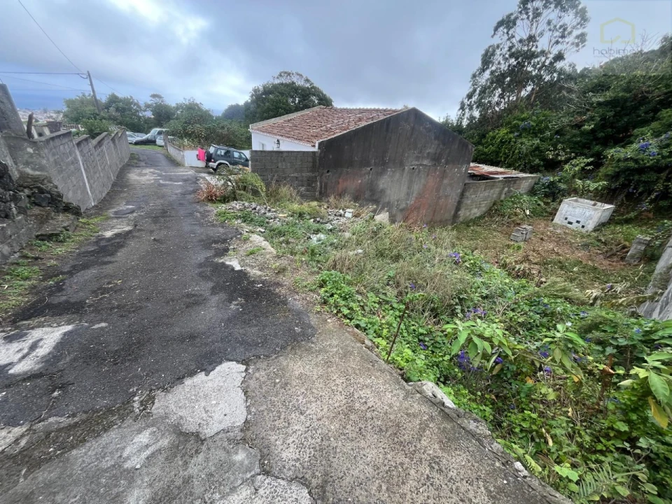 Terreno para Venda em Fajã de Cima Foto 5