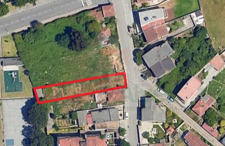 Terreno para Venda em Moreira Foto 2