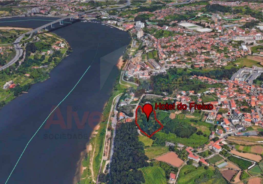 Terreno para Venda em Baguim do Monte (Rio Tinto) Foto 1