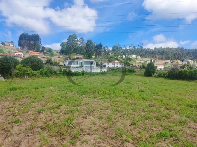 Terreno para Venda em Sandim, Olival, Lever e Crestuma Foto 3