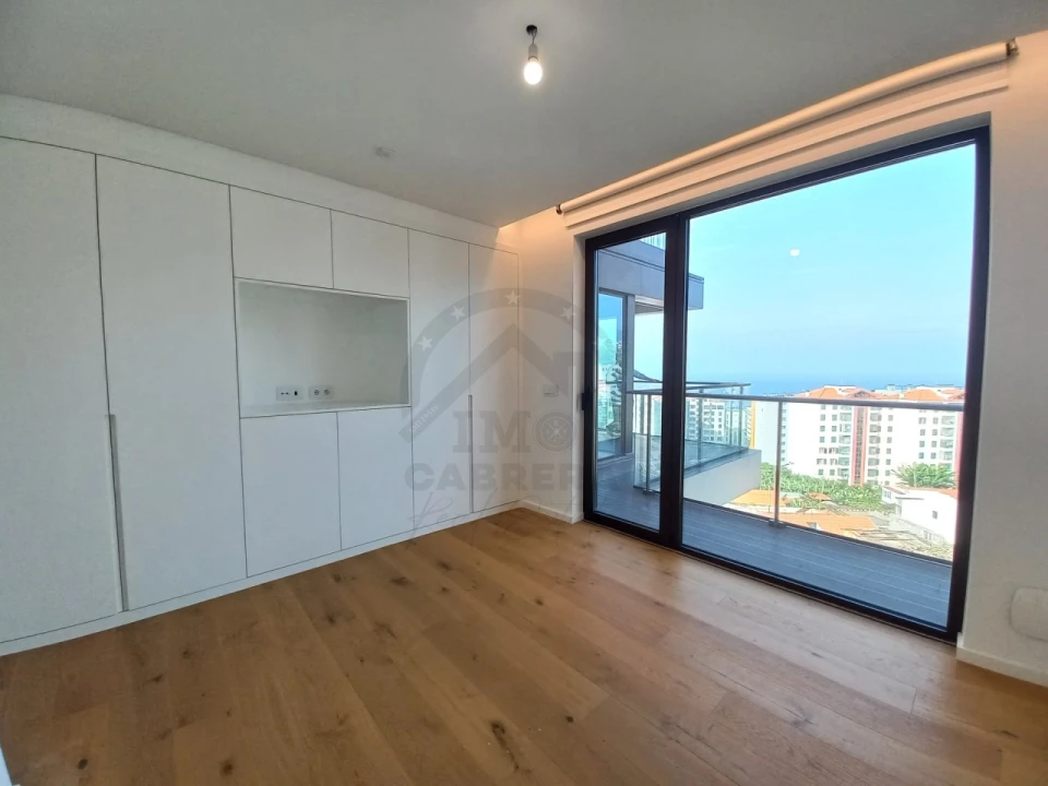Apartamento T2 para Venda em São Martinho Foto 21