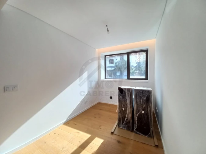 Apartamento T2 para Venda em São Martinho Foto 16