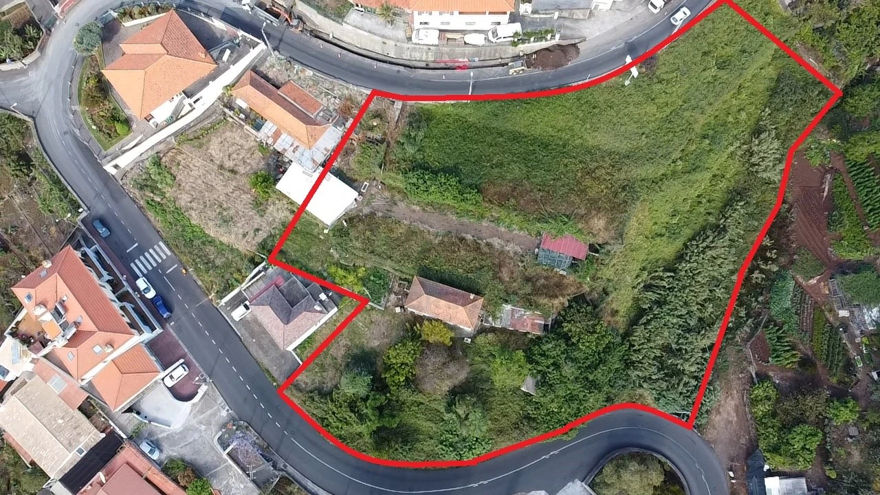 Terreno Misto para Venda em Caniço Foto 7