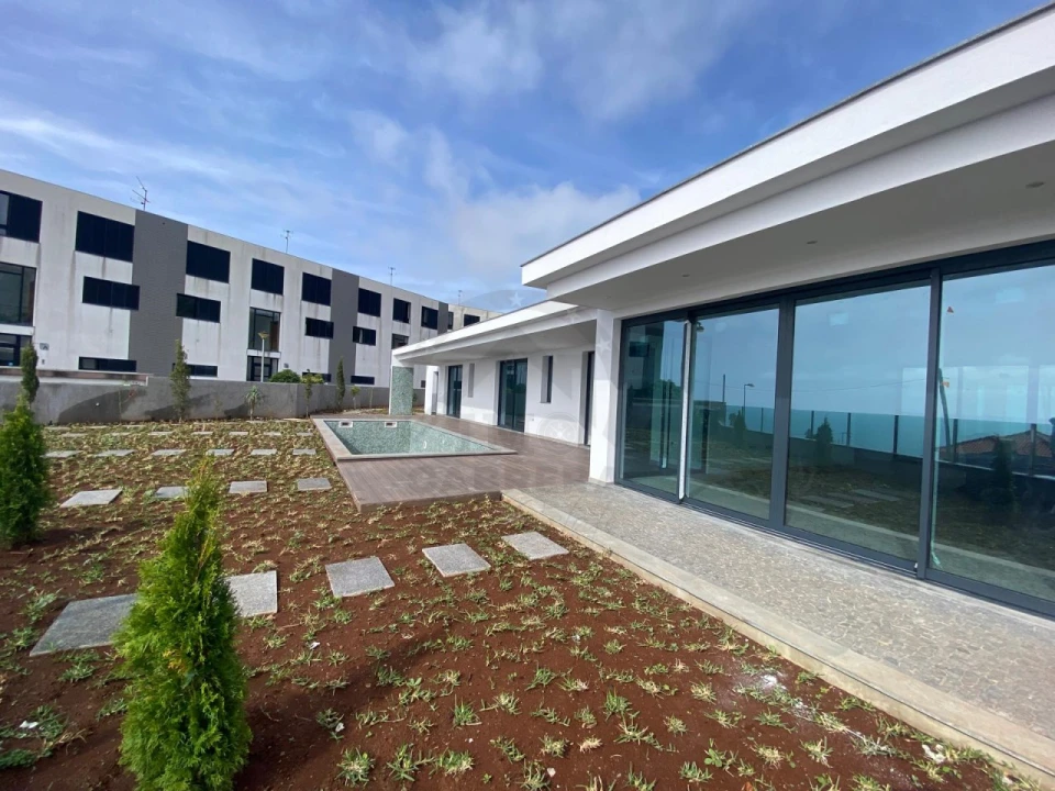 Moradia T3 para Venda em Agua de Pena Foto 5