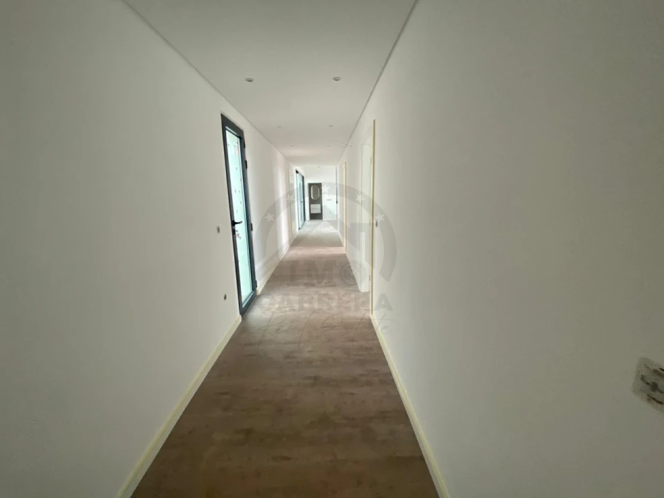 Moradia T3 para Venda em Agua de Pena Foto 14