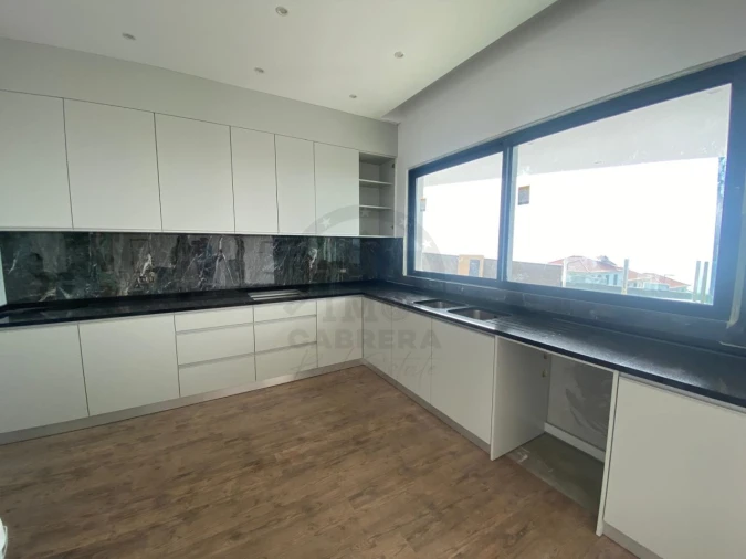 Moradia T3 para Venda em Agua de Pena Foto 12