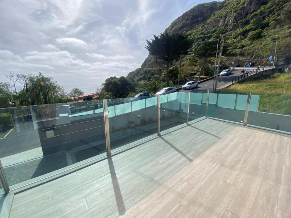 Moradia T4 para Venda em Machico Foto 20