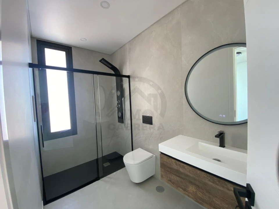 Moradia T3 para Venda em Arco da Calheta Foto 14