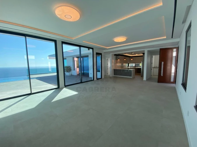 Moradia T3 para Venda em Arco da Calheta Foto 11