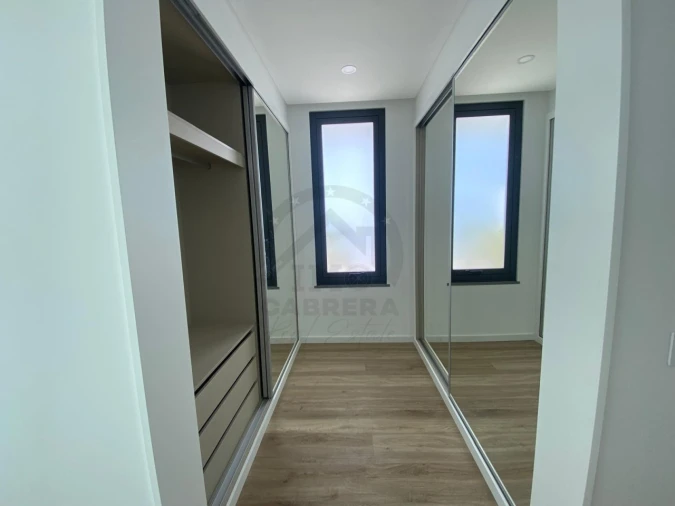 Moradia T3 para Venda em Arco da Calheta Foto 21